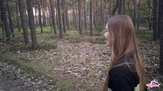 Sexy nymphomaniac in the forest made me cum in her mouth